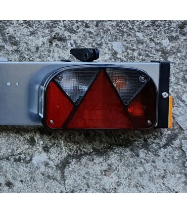 Lampa prawa Aspock Multipoint II do przyczepki przyczepy lawety Brenderup